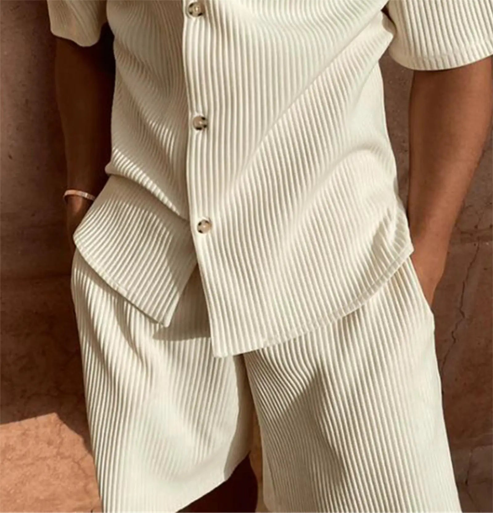 Costume printemps/été en velours côtelé de couleur unie, chemise à manches courtes et short extensible, costume de plage décontracté - crazyfinds.frcrazyfinds.frcreamy whiteLCostume printemps/été en velours côtelé de couleur unie, chemise à manches courtes et short extensible, costume de plage décontracté